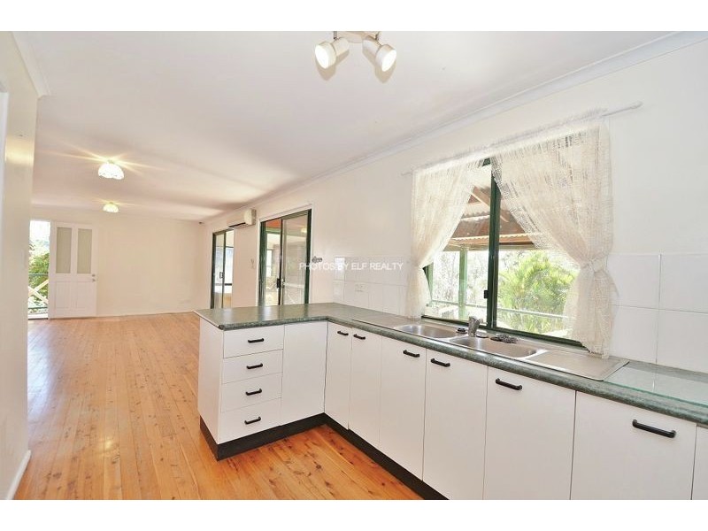 72 Cricket Road, Regency Downs QLD 4341