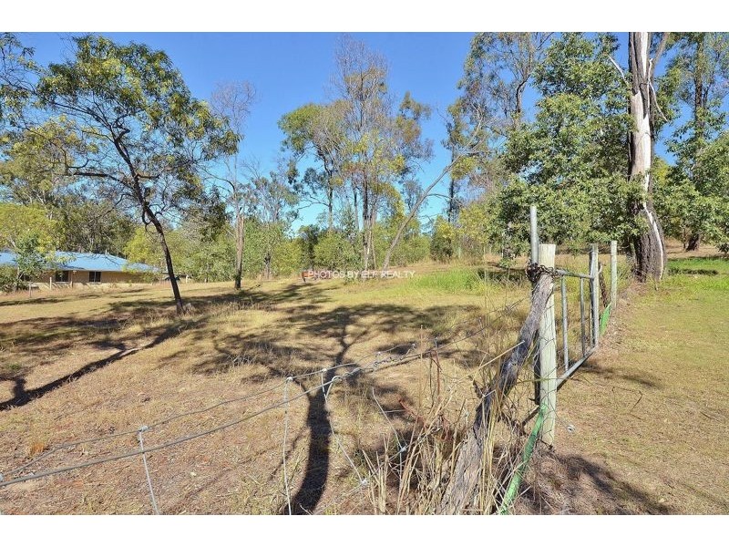 72 Cricket Road, Regency Downs QLD 4341