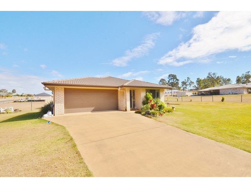 14 White Gums Road, Hatton Vale QLD 4341