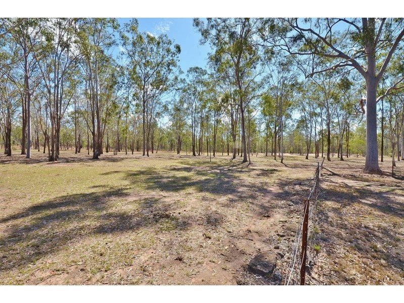 Lockyer Waters QLD 4311
