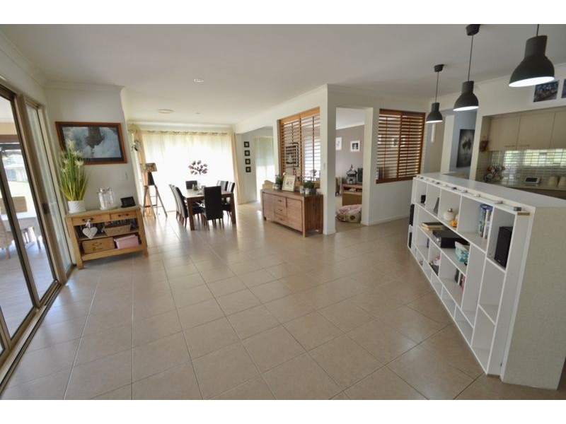 15 Harwood Street, Kensington Grove QLD 4341