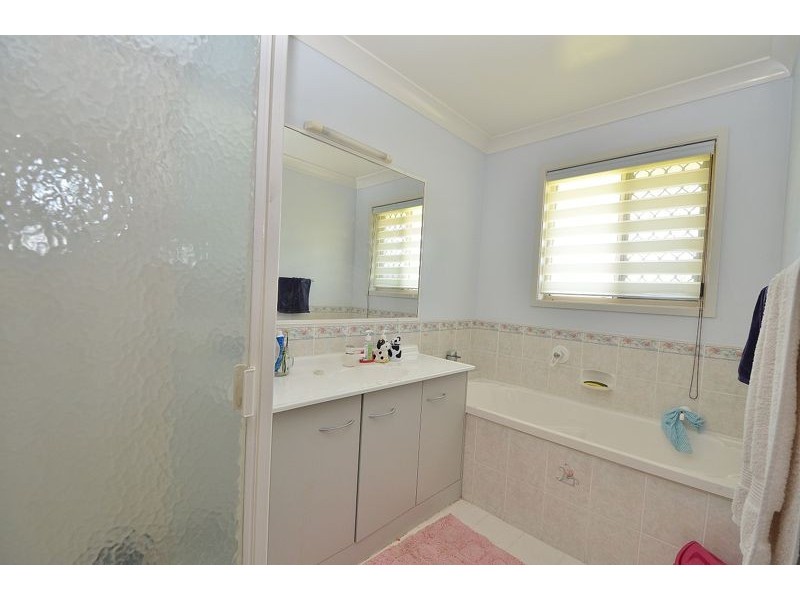 43 Foster Court, Winwill QLD 4347