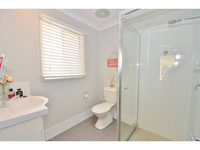 99 Australia II Drive,, Kensington Grove QLD 4341