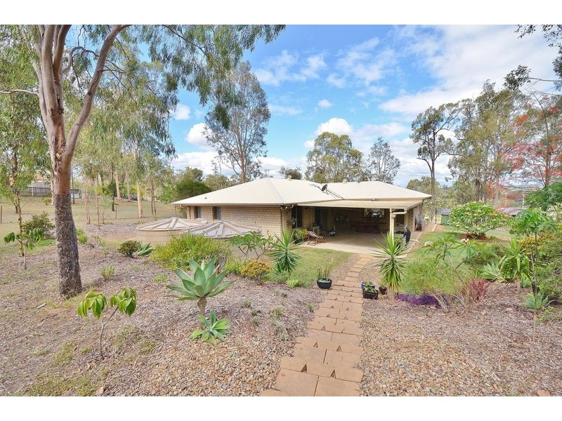 99 Australia II Drive,, Kensington Grove QLD 4341