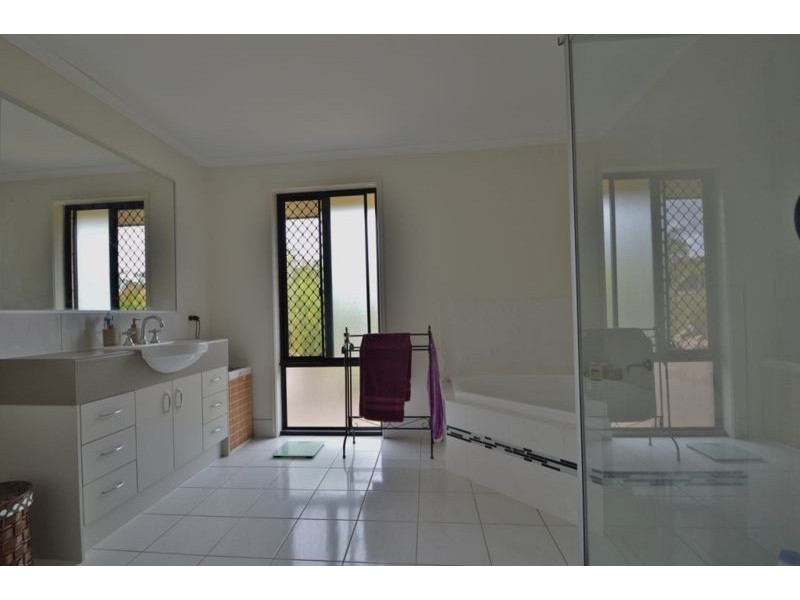 Hatton Vale QLD 4341