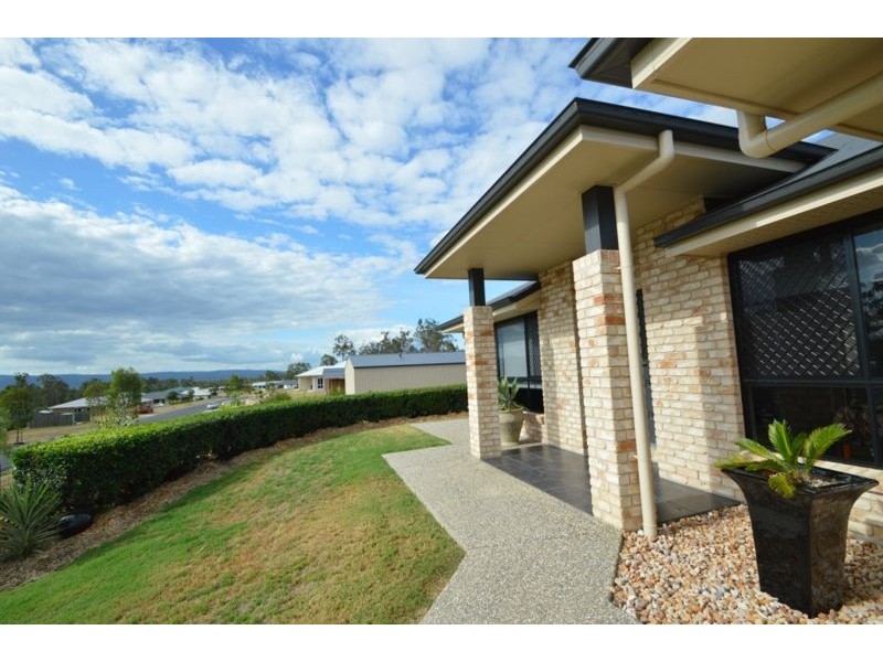 19 Banksia Road, Gatton QLD 4343