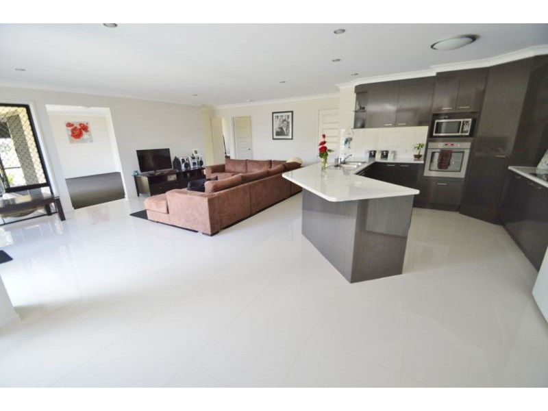 19 Banksia Road, Gatton QLD 4343