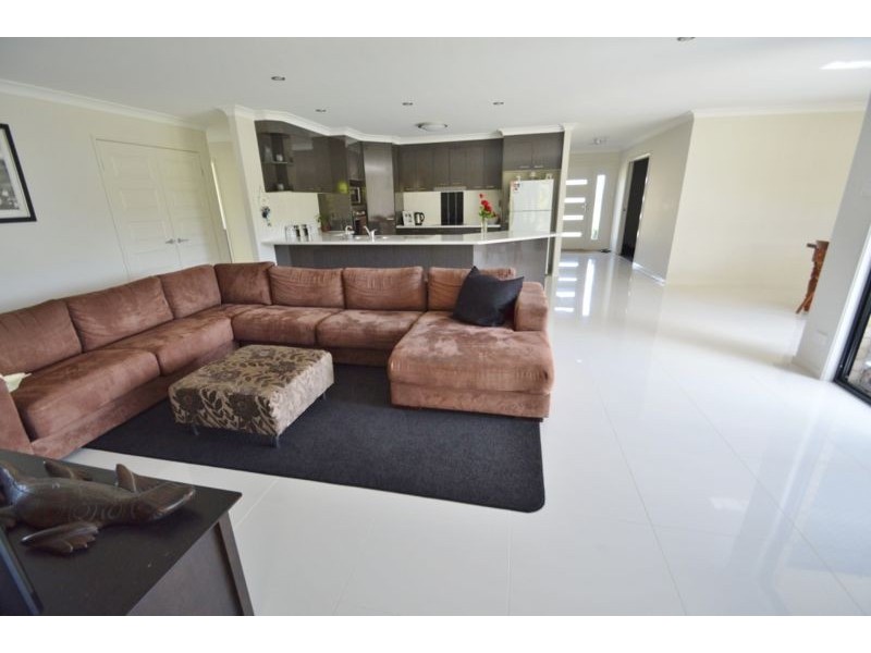 19 Banksia Road, Gatton QLD 4343