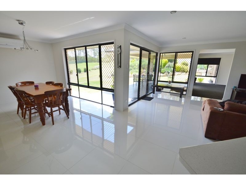 19 Banksia Road, Gatton QLD 4343