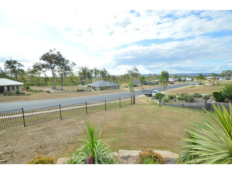 19 Banksia Road, Gatton QLD 4343