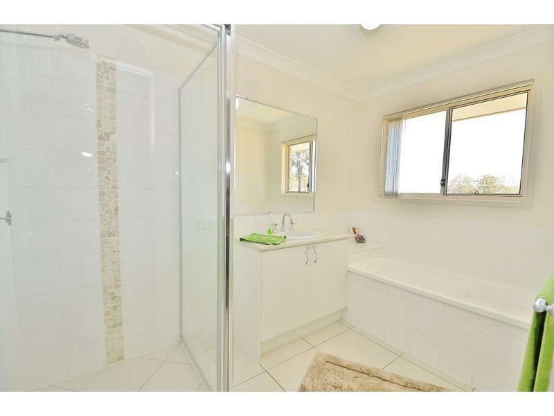 Kensington Grove QLD 4341