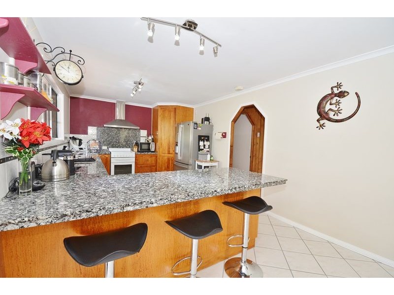 6 Bowers Road, Hatton Vale QLD 4341