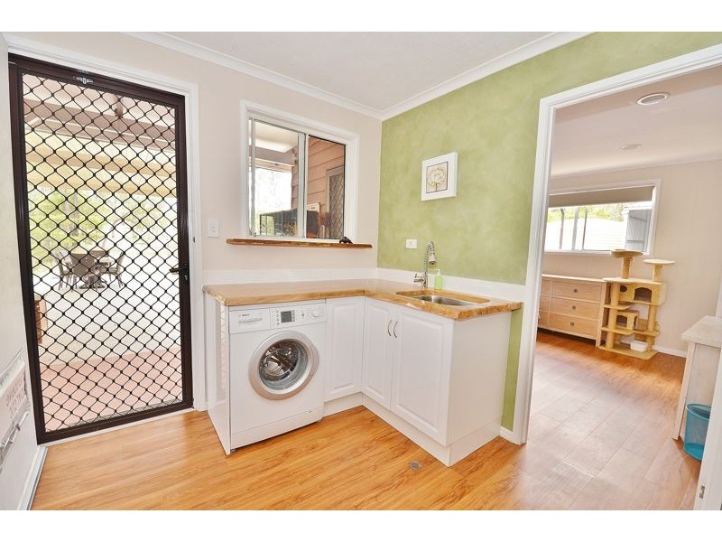 6 Bowers Road, Hatton Vale QLD 4341