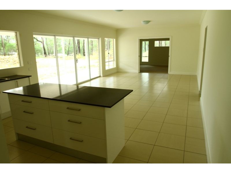 Kensington Grove QLD 4341