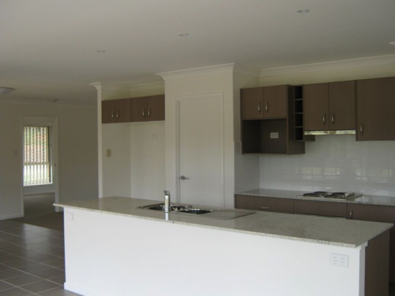 Kensington Grove QLD 4341