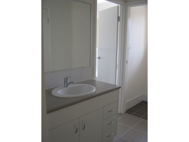 Kensington Grove QLD 4341