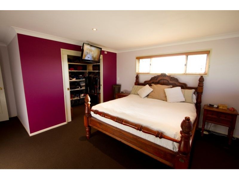 Kentville QLD 4341