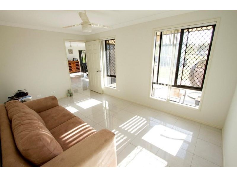 Kensington Grove QLD 4341