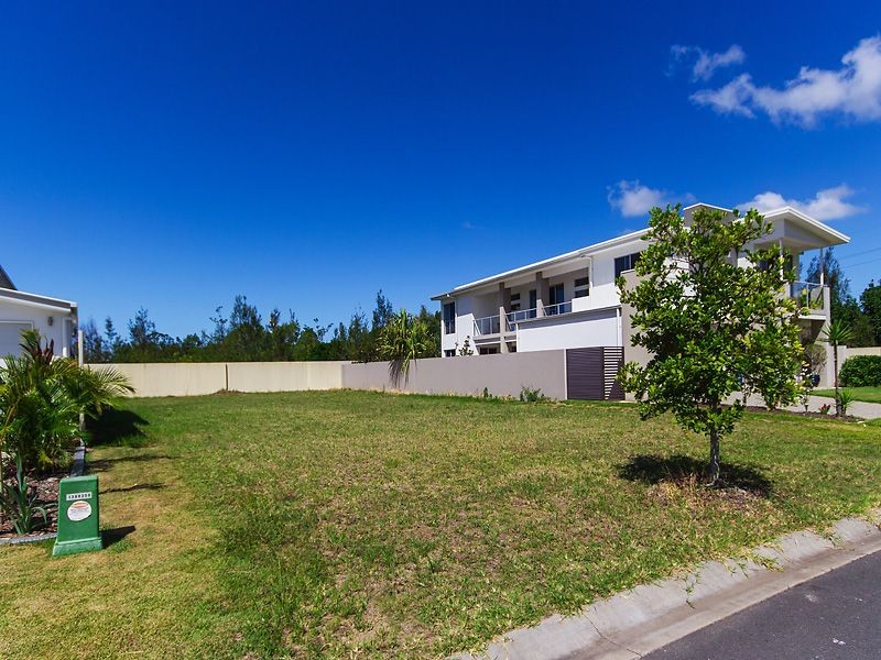 18 Fleetwood Court, Helensvale QLD 4212