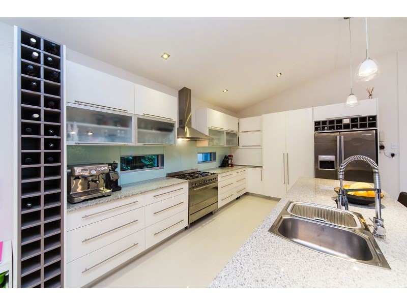 54 Morialta Place, Parkinson QLD 4115