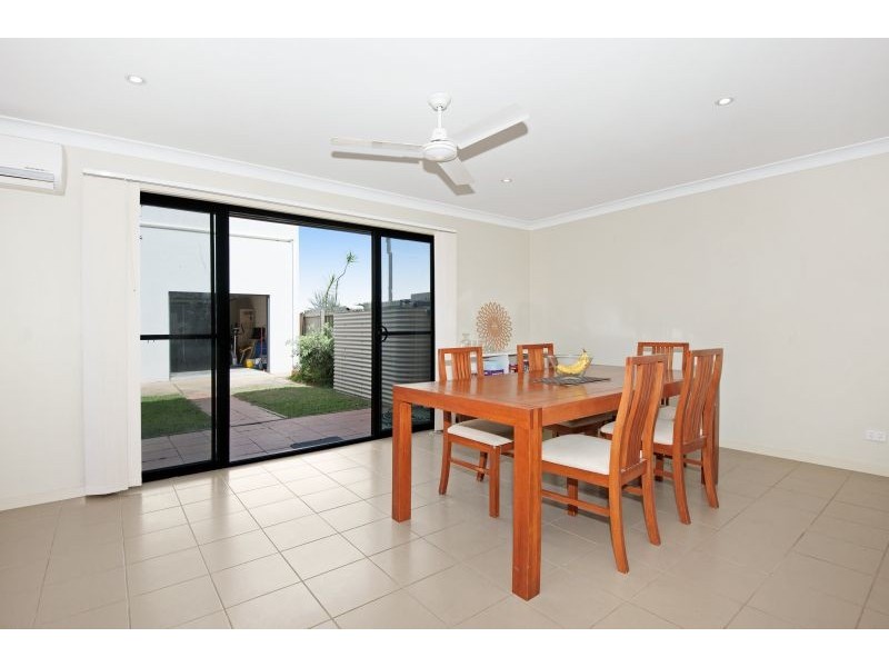 7/23 Park Esplanade, Coomera QLD 4209