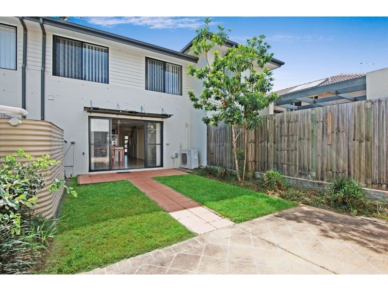 7/23 Park Esplanade, Coomera QLD 4209