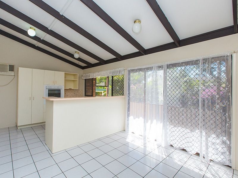 27 Ravenala Street, Sunnybank Hills QLD 4109