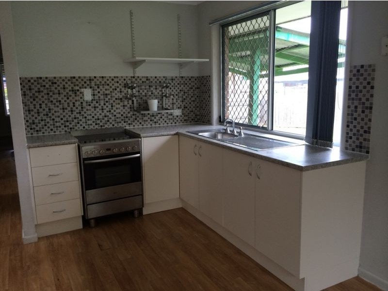 38 Camelia Avenue, Logan Central QLD 4114