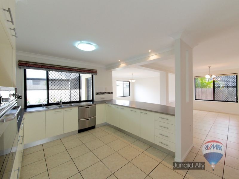 27 The Heights, Underwood QLD 4119