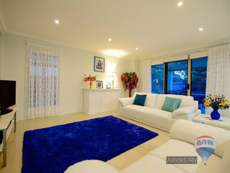 15 Hatia Place, Kuraby QLD 4112