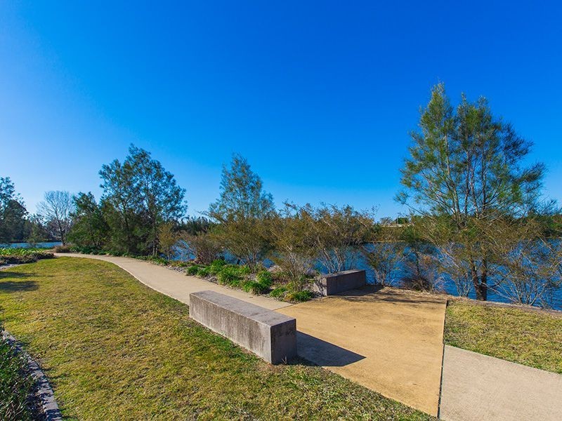 57 River Links Boulevard East, Helensvale QLD 4212