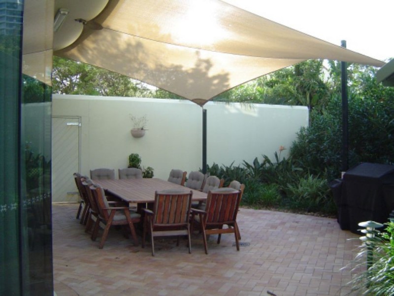 5 Bayview Street, Runaway Bay QLD 4216