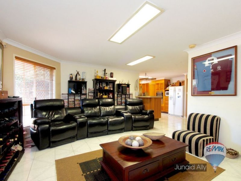 5 Taft Court, Stretton QLD 4116