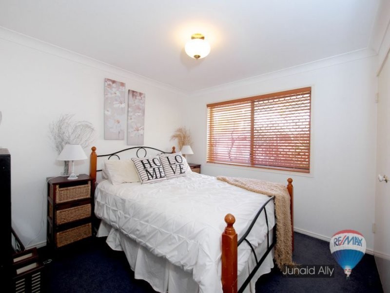 5 Taft Court, Stretton QLD 4116
