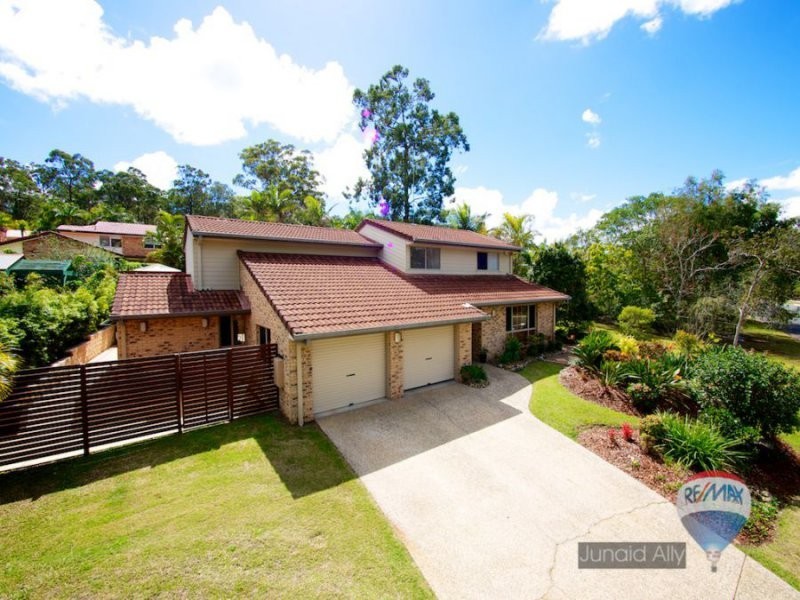 102 Passerine Drive, Rochedale South QLD 4123