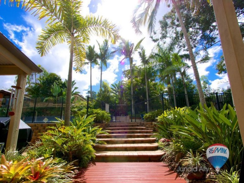 102 Passerine Drive, Rochedale South QLD 4123