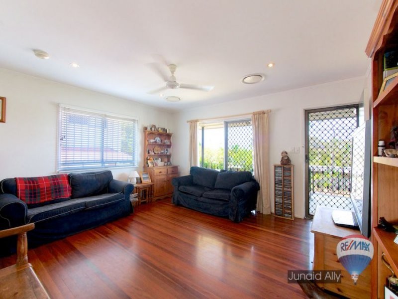 18 Trevelloe Street, Rochedale South QLD 4123