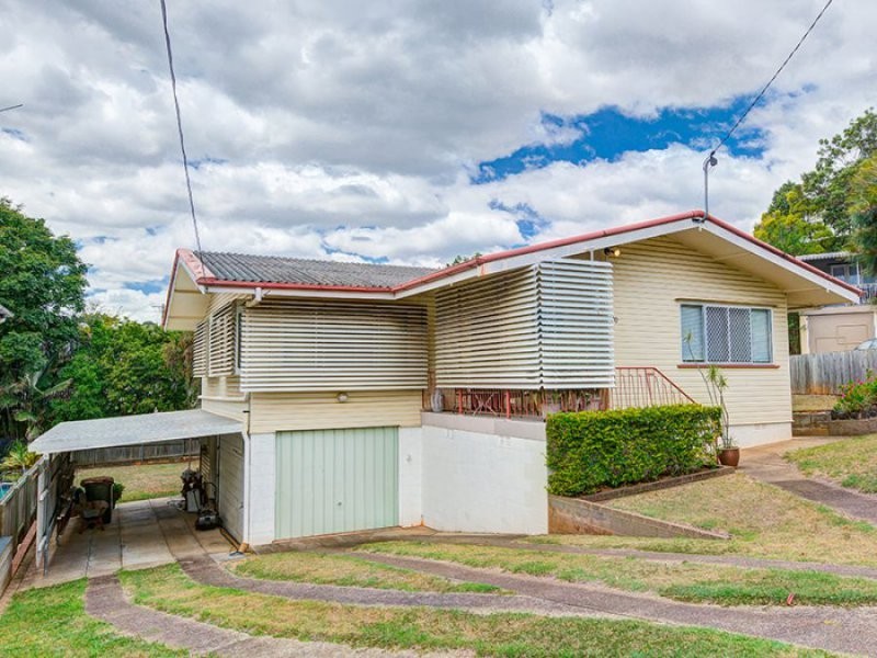 70 Dunrod Street, Holland Park West QLD 4121