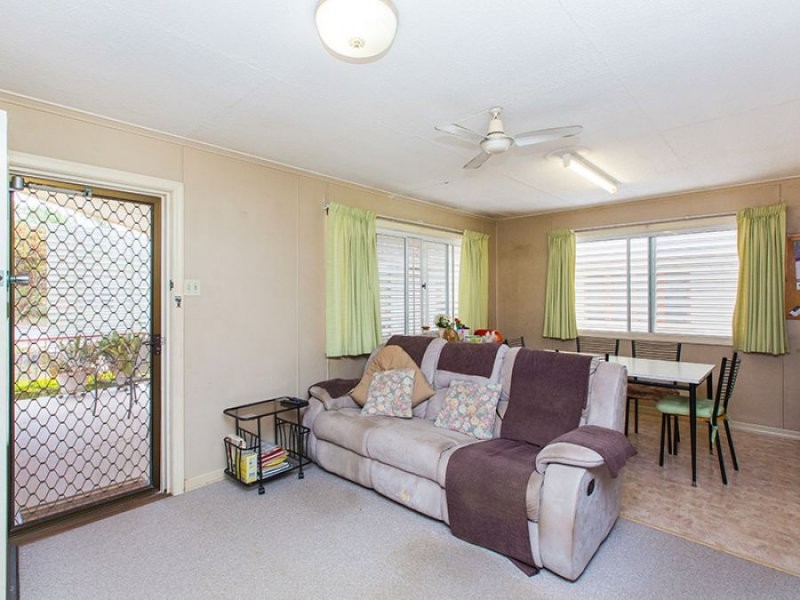 70 Dunrod Street, Holland Park West QLD 4121