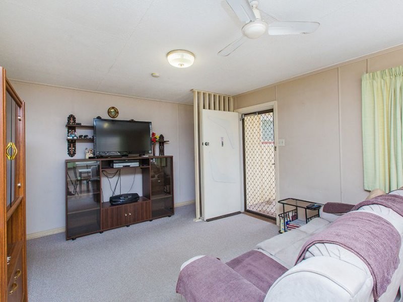 70 Dunrod Street, Holland Park West QLD 4121