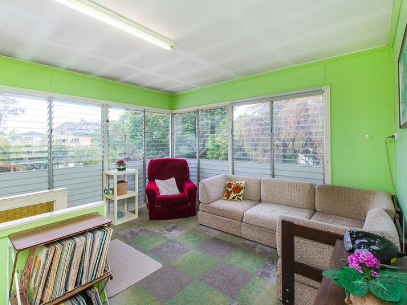 70 Dunrod Street, Holland Park West QLD 4121