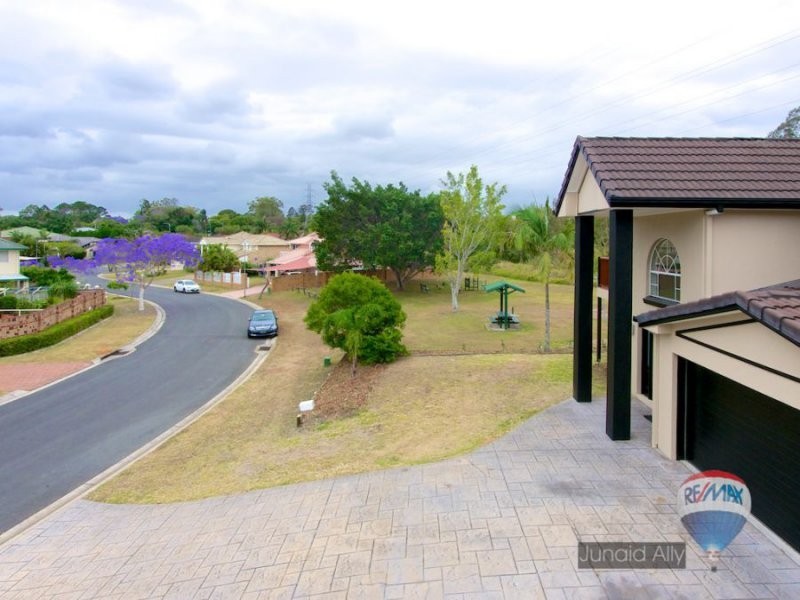 16 Jacaranda Place, Eight Mile Plains QLD 4113