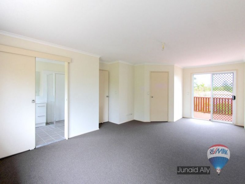 16 Jacaranda Place, Eight Mile Plains QLD 4113