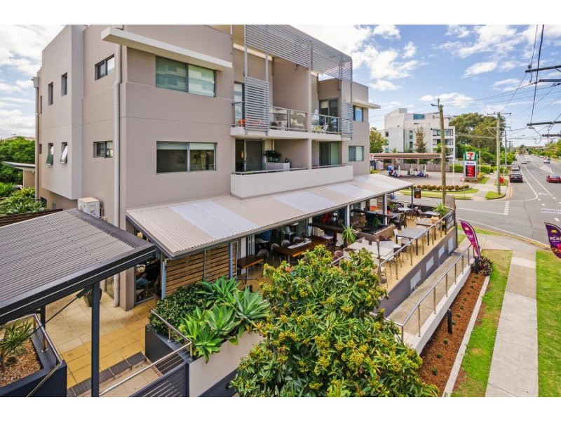 12 Bayview Street, Runaway Bay QLD 4216