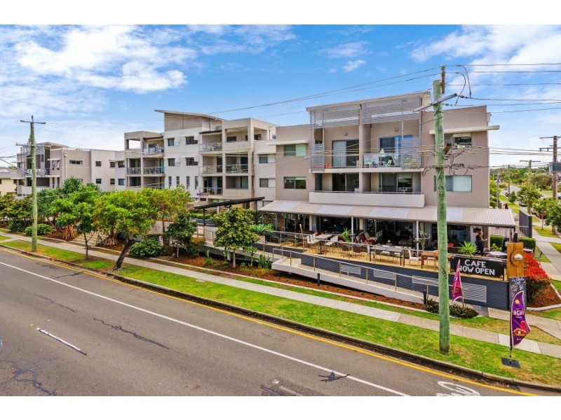 12 Bayview Street, Runaway Bay QLD 4216