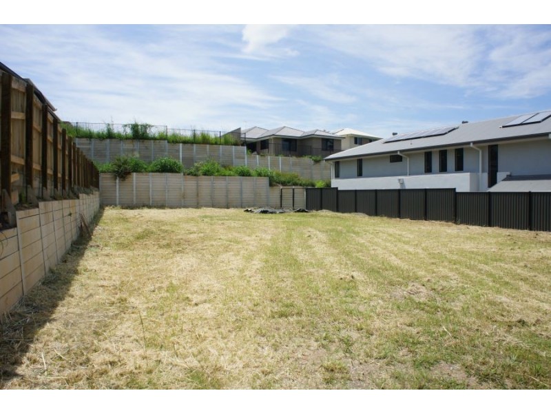 64 Pioneer Drive, Kuraby QLD 4112