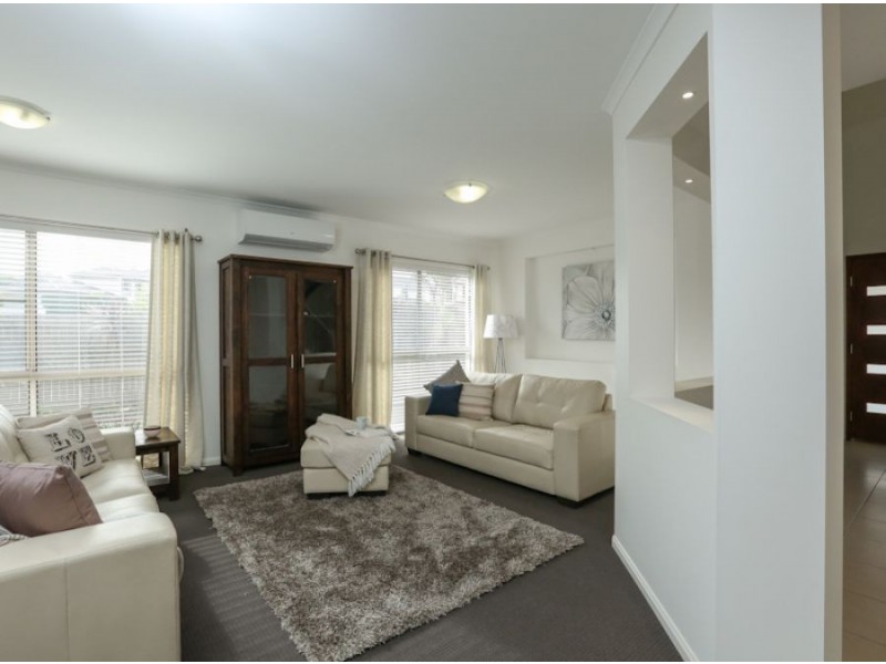 5 Caribbea Street, Kuraby QLD 4112