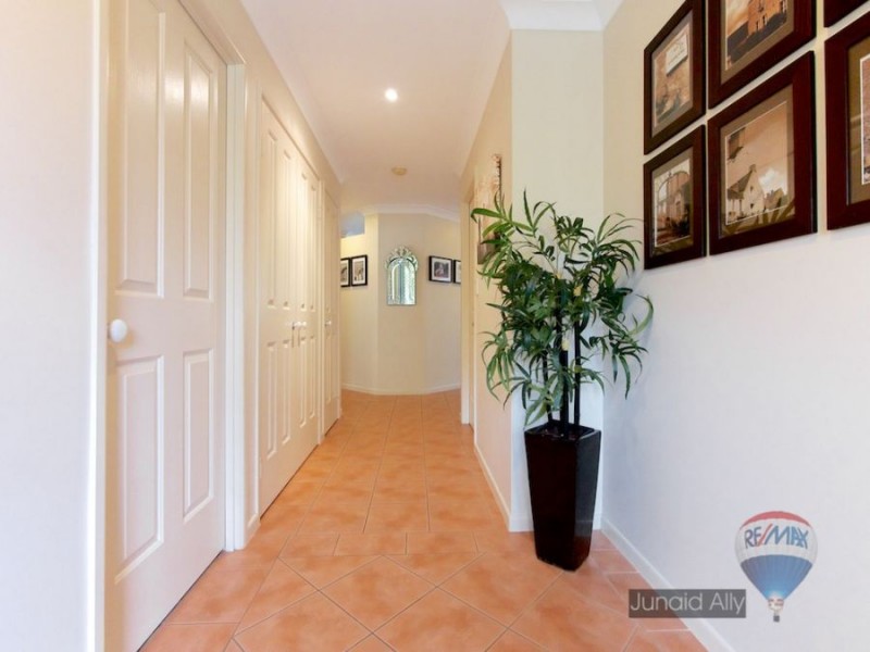 75 Brookvale Drive, Underwood QLD 4119