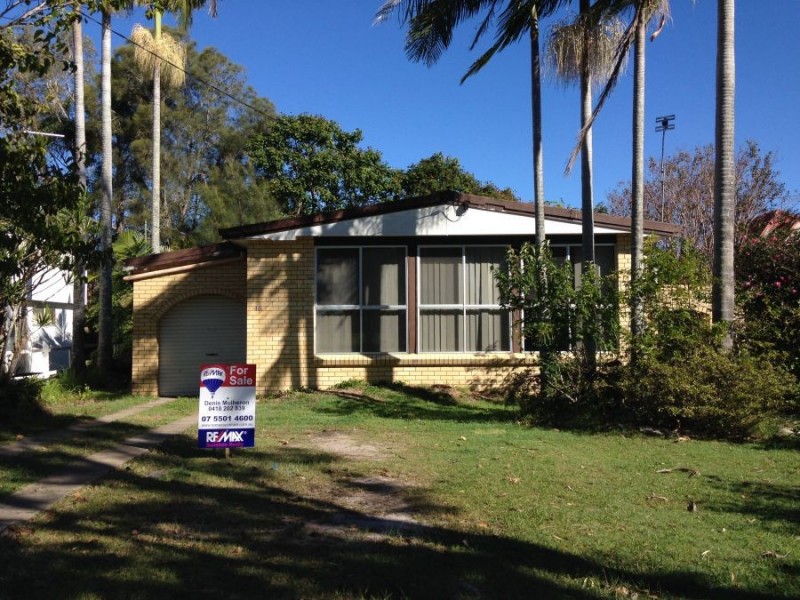 46 Falkinder Avenue, Paradise Point QLD 4216
