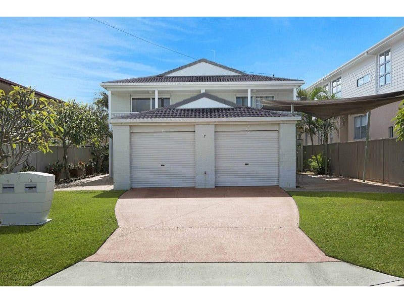 1/7 Mallard Avenue, Paradise Point QLD 4216